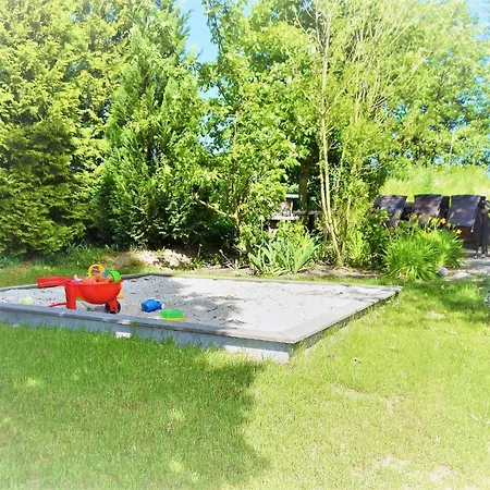 - Mittendrin * Lancken-Granitz