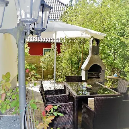 - Mittendrin * Lancken-Granitz